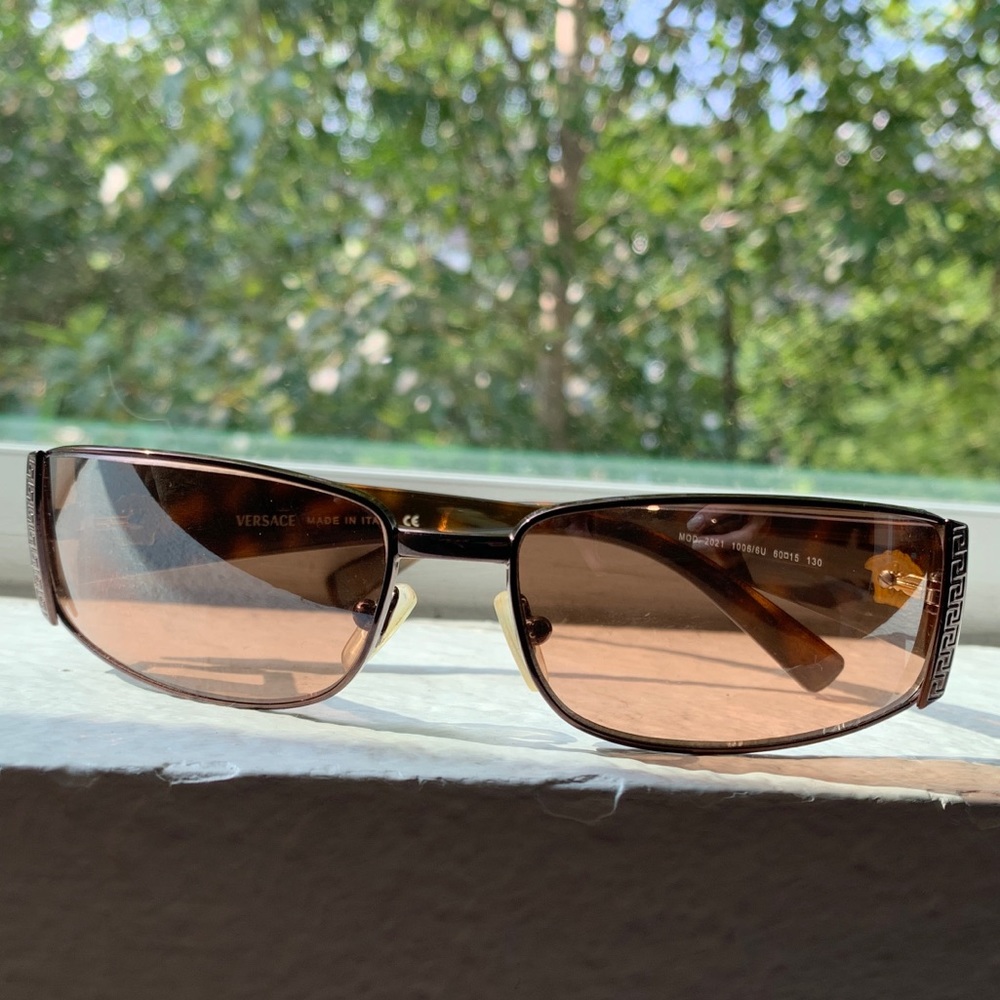 80s Vintage Versace small rectangular sunglasses.